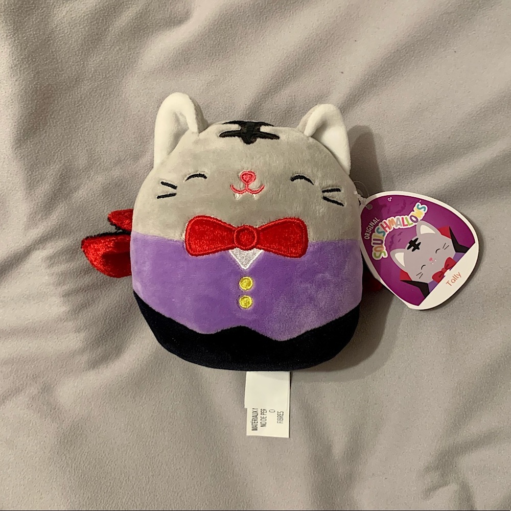 Squishmallow Tally the Vampire Cat